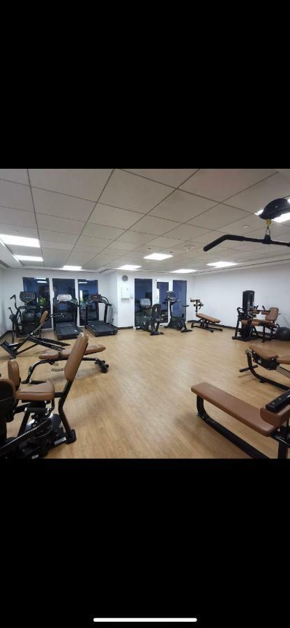 Yas Island Apartment อาบูดาบี ภายนอก รูปภาพ